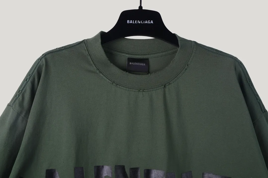 𝐁a𝐋en𝐂i𝐆a ：𝐁A𝐋EN𝐂IA𝐆A/ ； T ： 32 240 - # # 24ss Same Style ❗️❗️❗️ size：xs s m l
